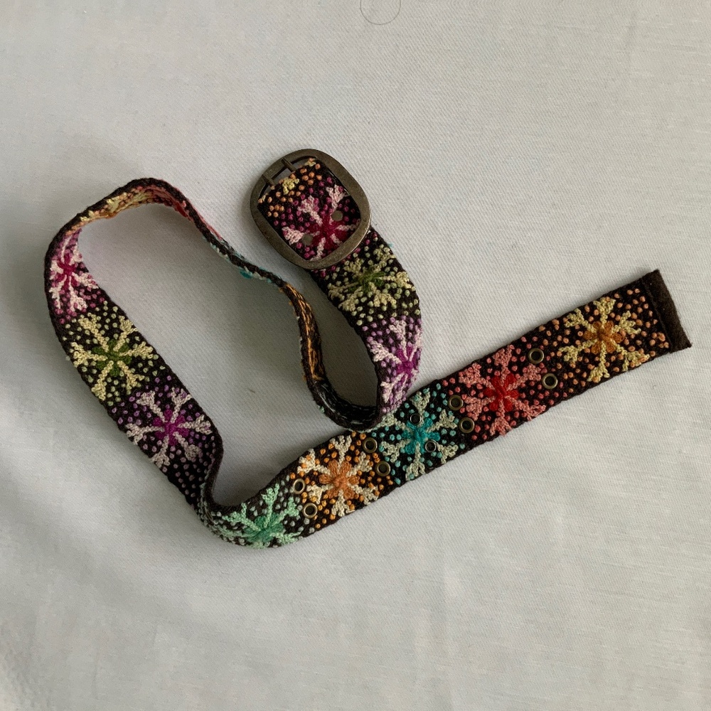 Peru 100% wool belt